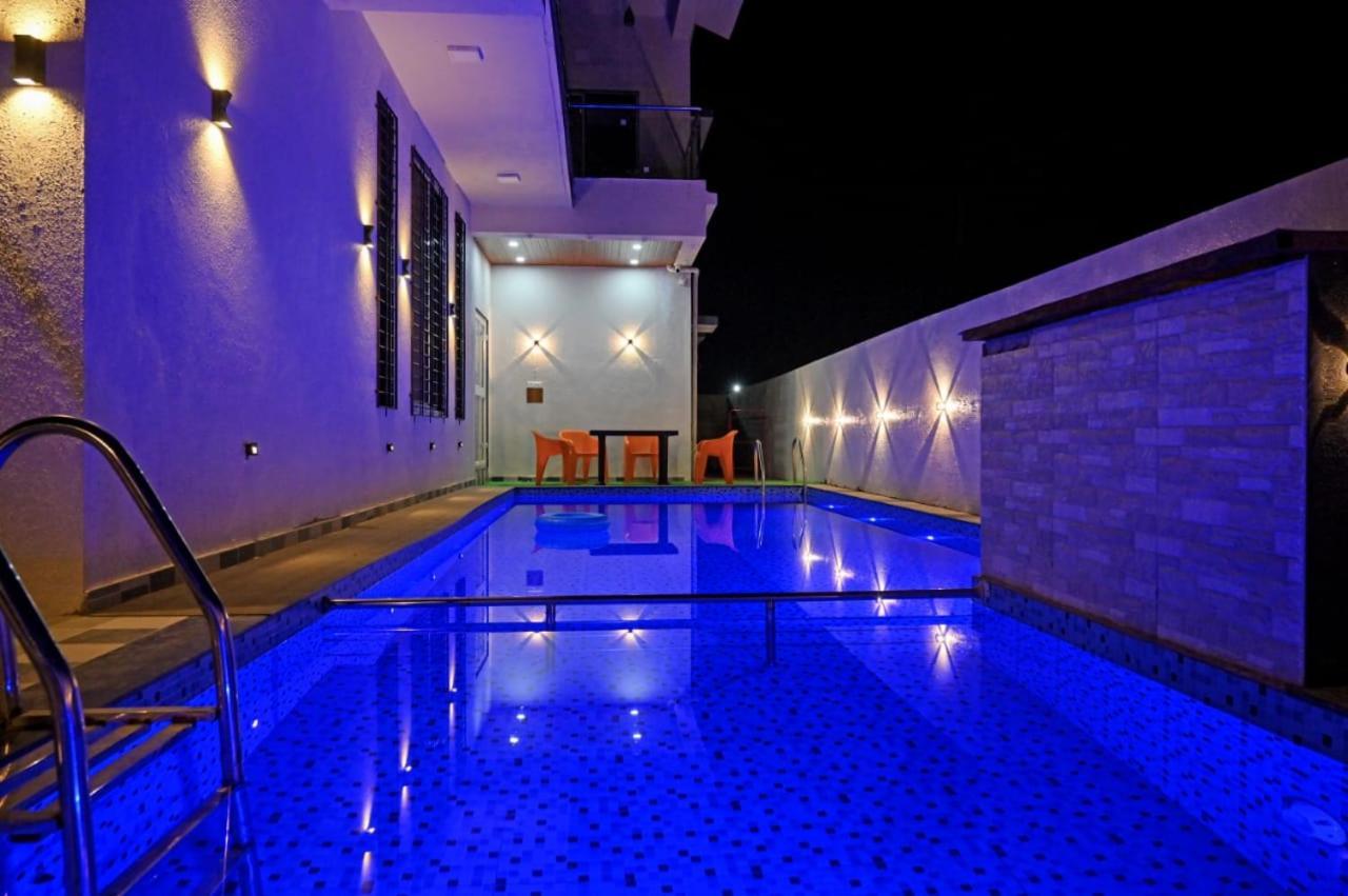 Fun Square Villa Lonavala Kültér fotó